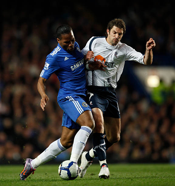 超赛场上展 超赛场上展